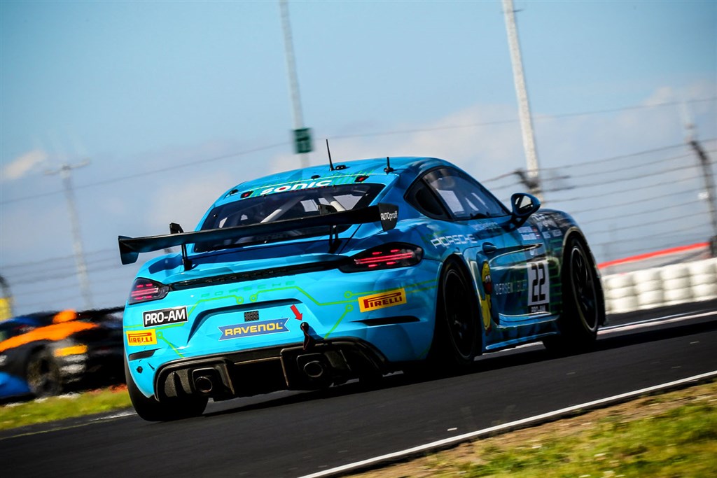 (Foto: BASTIAN BUUS RACING)